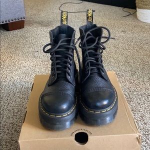 dr. martens Sinclair Black Aunt Sally - US 6